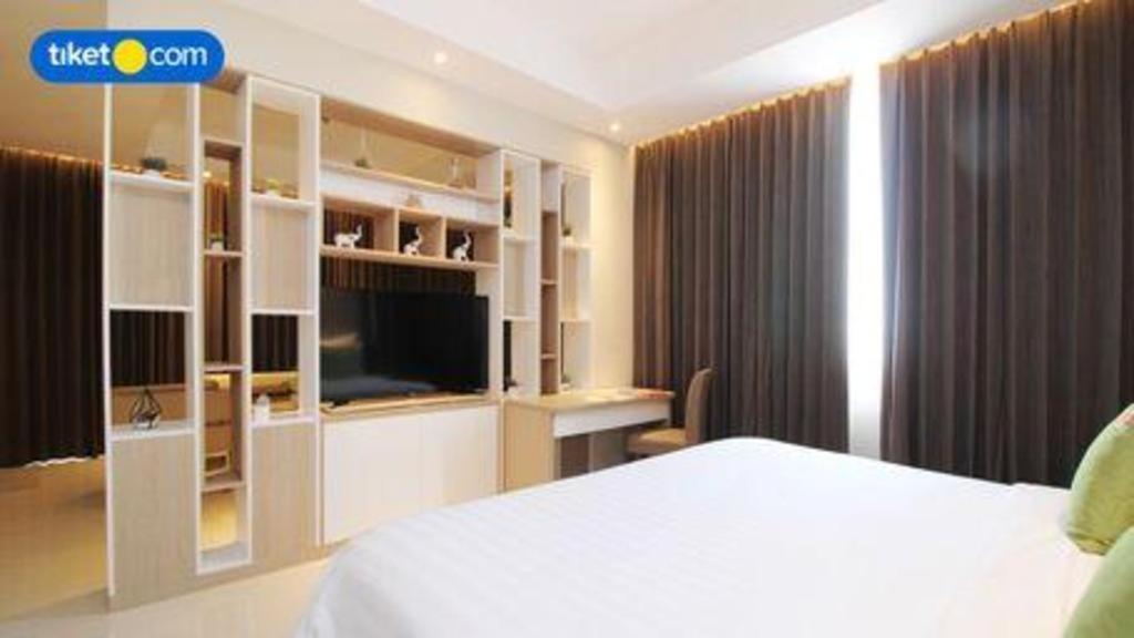 Hotel Dafam Pacific Caesar Surabaja Zewnętrze zdjęcie