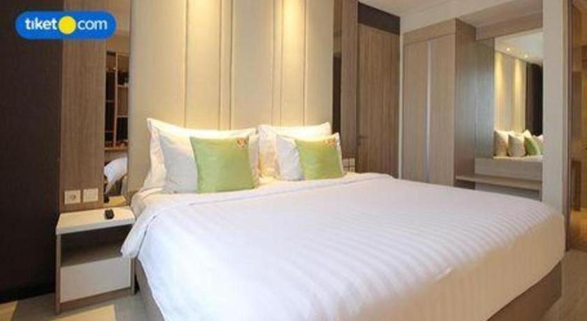 Hotel Dafam Pacific Caesar Surabaja Zewnętrze zdjęcie